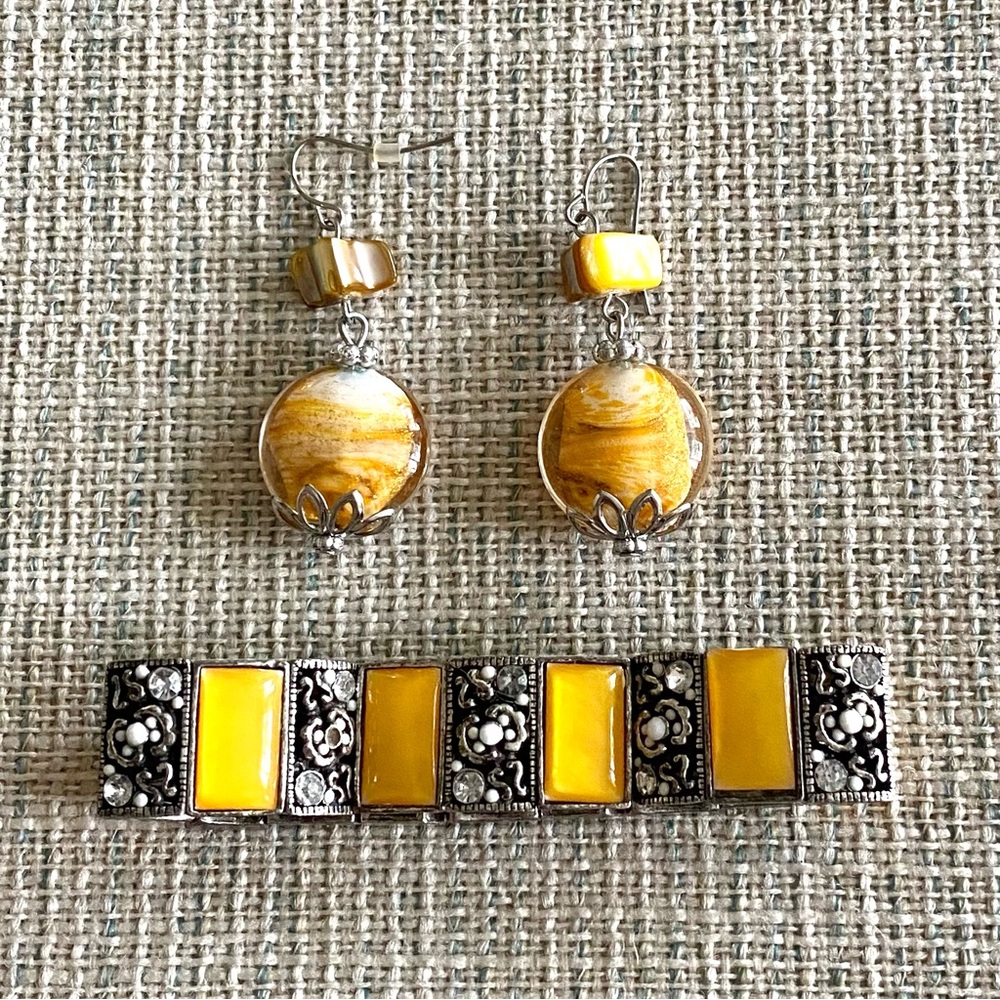 Bracelet and Earrings Set